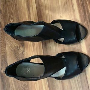 Vince Camuto Leather heels